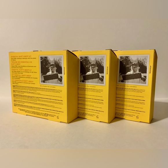 Burt's Bees - Essential Kit - NWT - 3 Sets - Picture 5 of 10